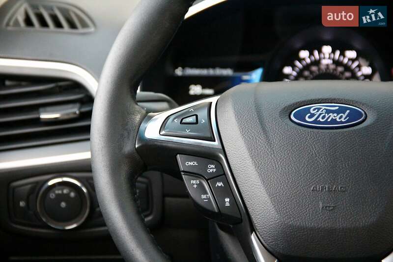 Позашляховик / Кросовер Ford Edge 2019 в Сарнах фото 26 Позашляховик / Кросовер Ford Edge 2019 в Сарнах