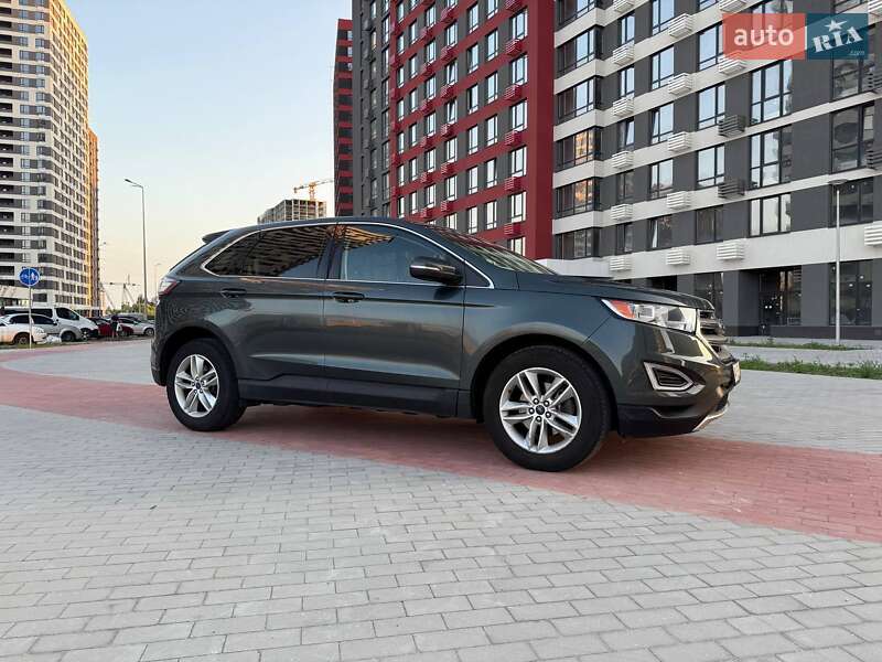 Ford Edge 2015