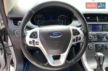 Внедорожник / Кроссовер Ford Edge 2012 в 