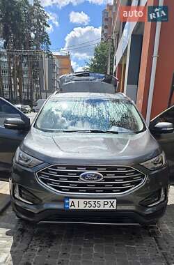 Внедорожник / Кроссовер Ford Edge 2020 в 