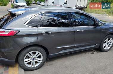 Внедорожник / Кроссовер Ford Edge 2020 в 