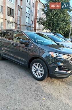 Внедорожник / Кроссовер Ford Edge 2021 в 