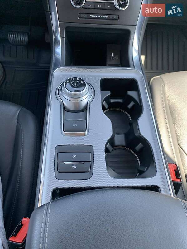 Позашляховик / Кросовер Ford Edge 2021 в Дніпрі