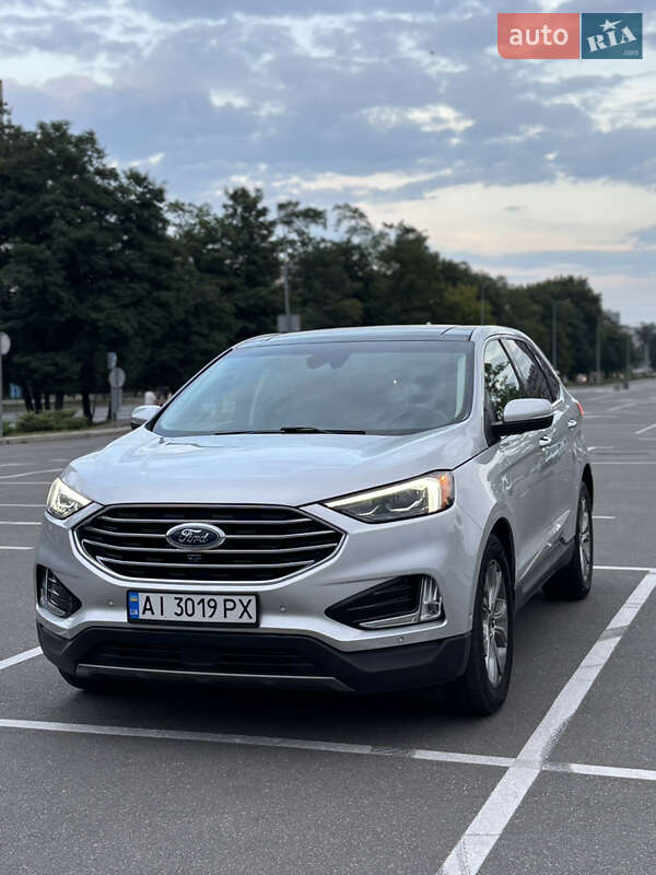 Внедорожник / Кроссовер Ford Edge 2019 в 