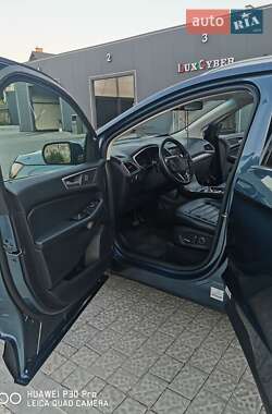 Внедорожник / Кроссовер Ford Edge 2018 в 