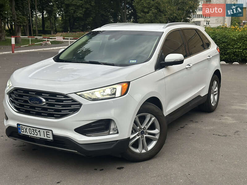 Внедорожник / Кроссовер Ford Edge 2020 в 