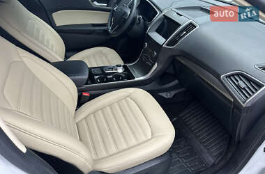 Внедорожник / Кроссовер Ford Edge 2020 в 
