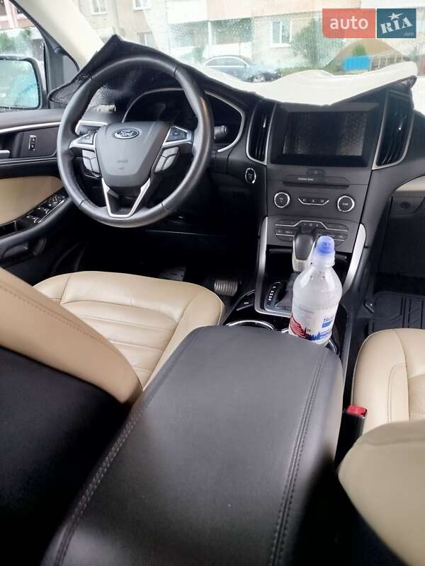 Внедорожник / Кроссовер Ford Edge 2016 в Киеве