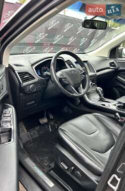 Внедорожник / Кроссовер Ford Edge 2017 в 