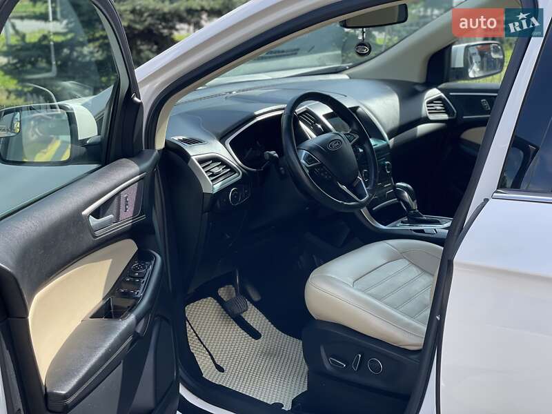 Позашляховик / Кросовер Ford Edge 2015 в Івано-Франківську