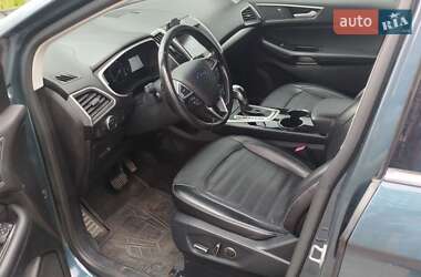 Внедорожник / Кроссовер Ford Edge 2016 в 