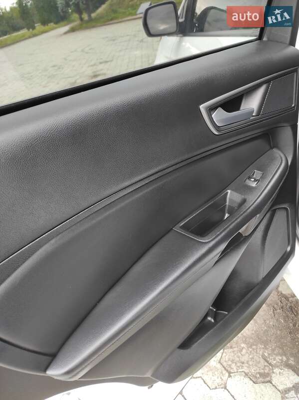 Позашляховик / Кросовер Ford Edge 2024 в Дубні фото 15 Позашляховик / Кросовер Ford Edge 2024 в Дубні