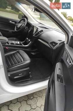 Позашляховик / Кросовер Ford Edge 2024 в 