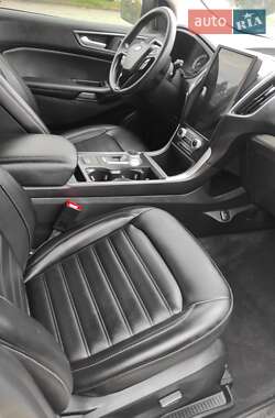 Позашляховик / Кросовер Ford Edge 2024 в 