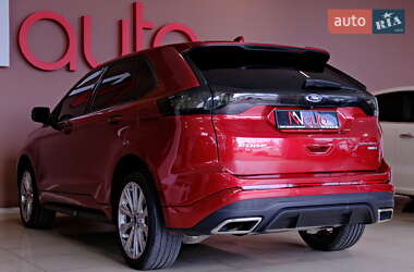 Внедорожник / Кроссовер Ford Edge 2016 в 