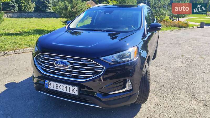 Внедорожник / Кроссовер Ford Edge 2020 в 