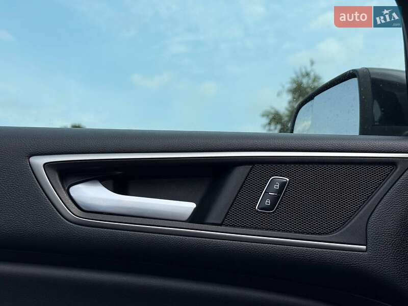 Внедорожник / Кроссовер Ford Edge 2015 в Ровно фото 17 Внедорожник / Кроссовер Ford Edge 2015 в Ровно