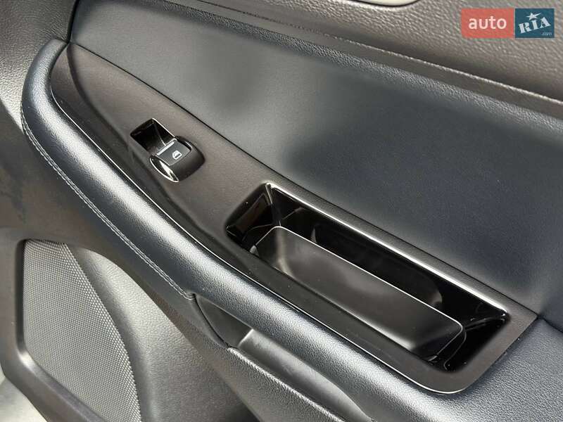 Внедорожник / Кроссовер Ford Edge 2015 в Ровно фото 49 Внедорожник / Кроссовер Ford Edge 2015 в Ровно