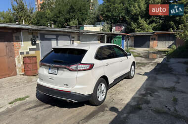 Внедорожник / Кроссовер Ford Edge 2016 в 