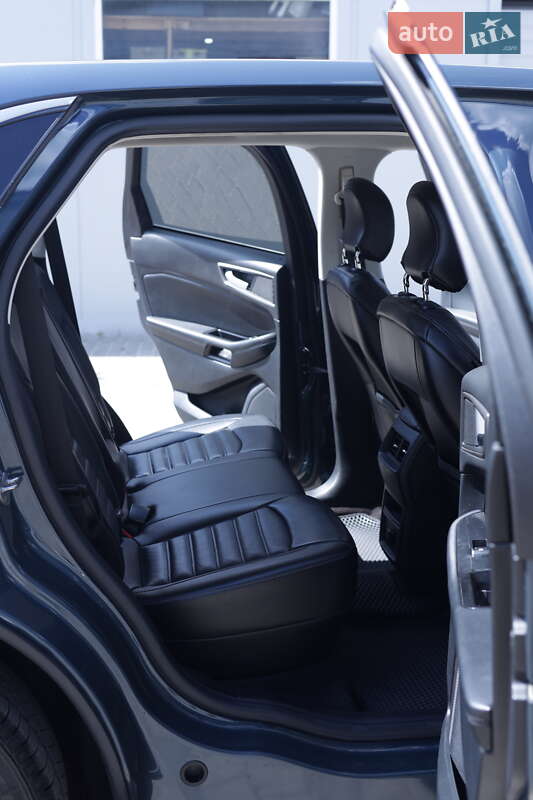 Позашляховик / Кросовер Ford Edge 2016 в Ковелі