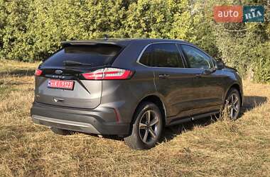 Позашляховик / Кросовер Ford Edge 2022 в 