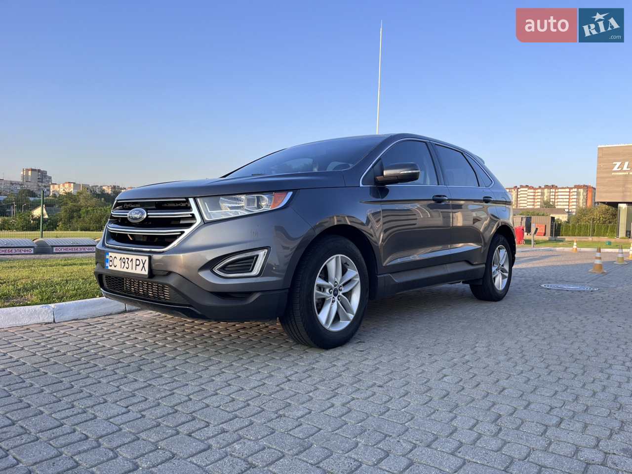 2017 Ford Edge - мініатюра 16