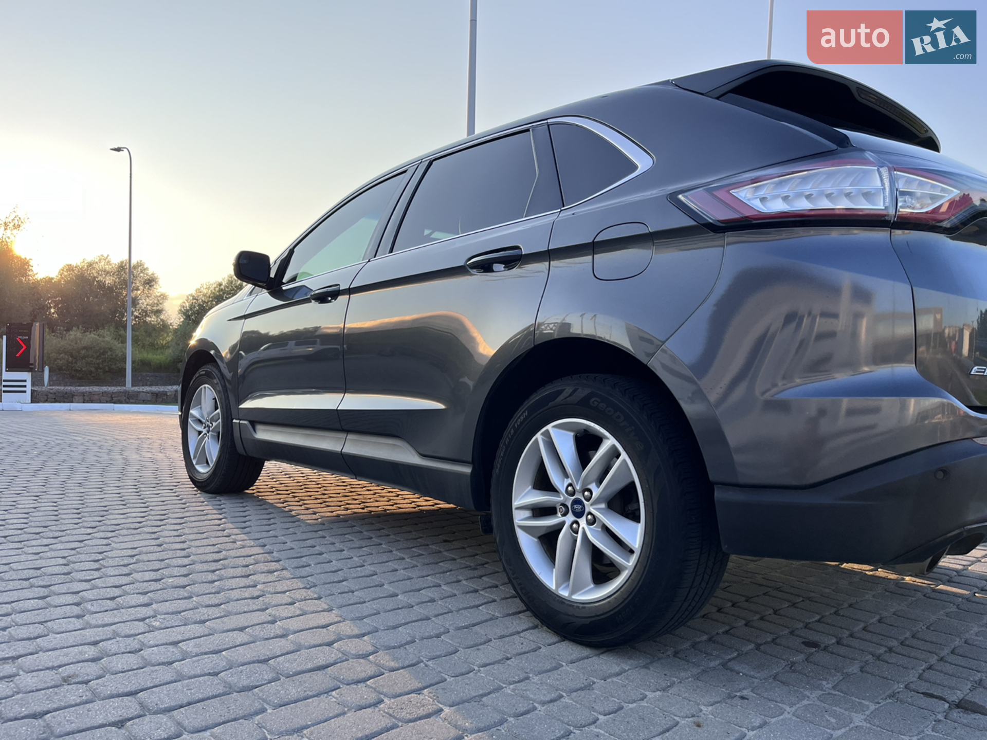 2017 Ford Edge - мініатюра 18