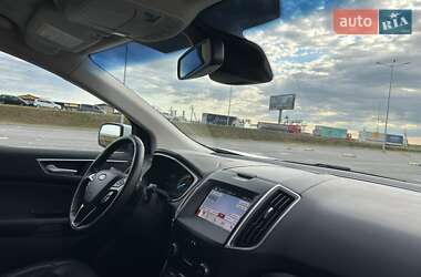 Внедорожник / Кроссовер Ford Edge 2019 в 