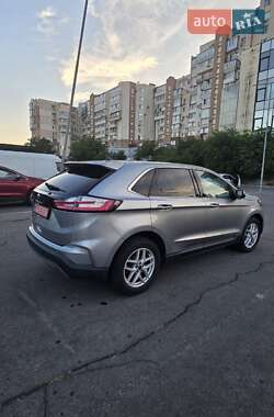Внедорожник / Кроссовер Ford Edge 2021 в 