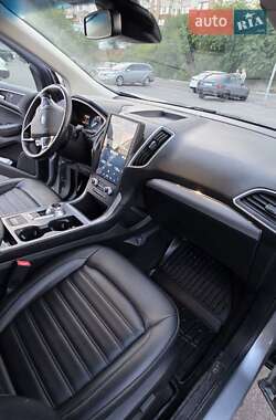 Внедорожник / Кроссовер Ford Edge 2021 в 