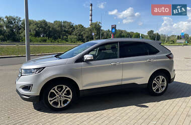 Внедорожник / Кроссовер Ford Edge 2017 в 