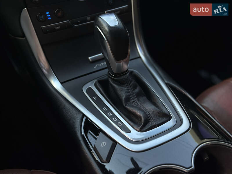 Внедорожник / Кроссовер Ford Edge 2015 в Днепре