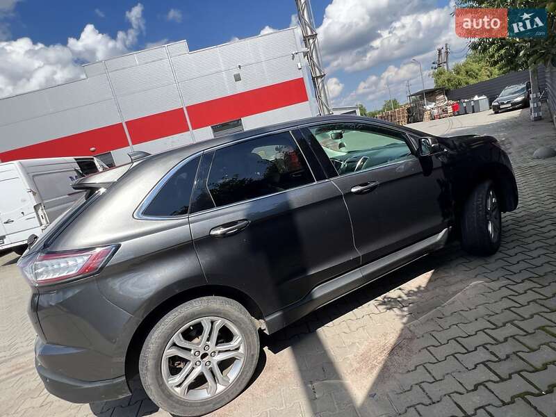 Внедорожник / Кроссовер Ford Edge 2018 в Нововолынске