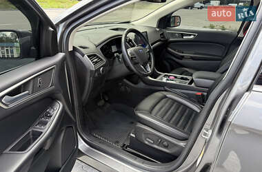 Позашляховик / Кросовер Ford Edge 2022 в 