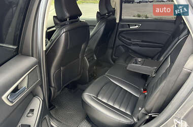 Позашляховик / Кросовер Ford Edge 2022 в 