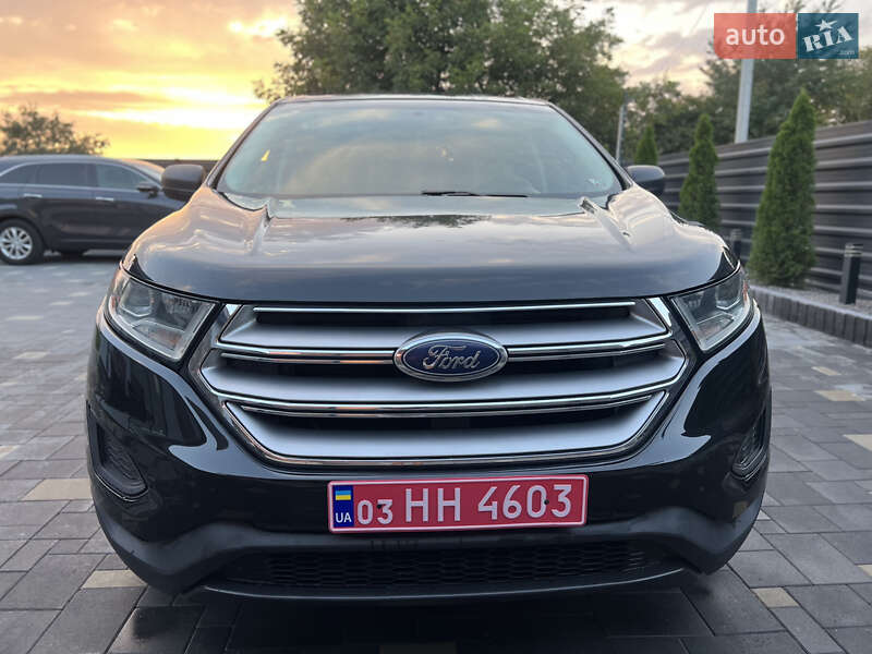 Внедорожник / Кроссовер Ford Edge 2015 в 