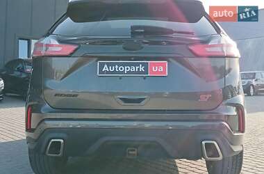 Внедорожник / Кроссовер Ford Edge 2018 в 