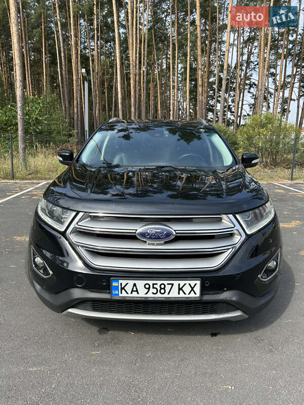 Внедорожник / Кроссовер Ford Edge 2016 в 