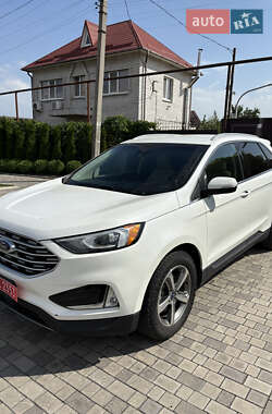 Внедорожник / Кроссовер Ford Edge 2020 в 
