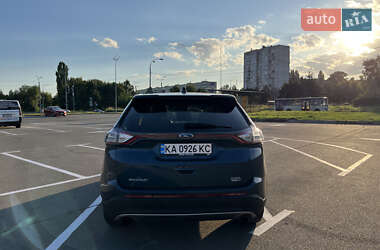 Позашляховик / Кросовер Ford Edge 2016 в 