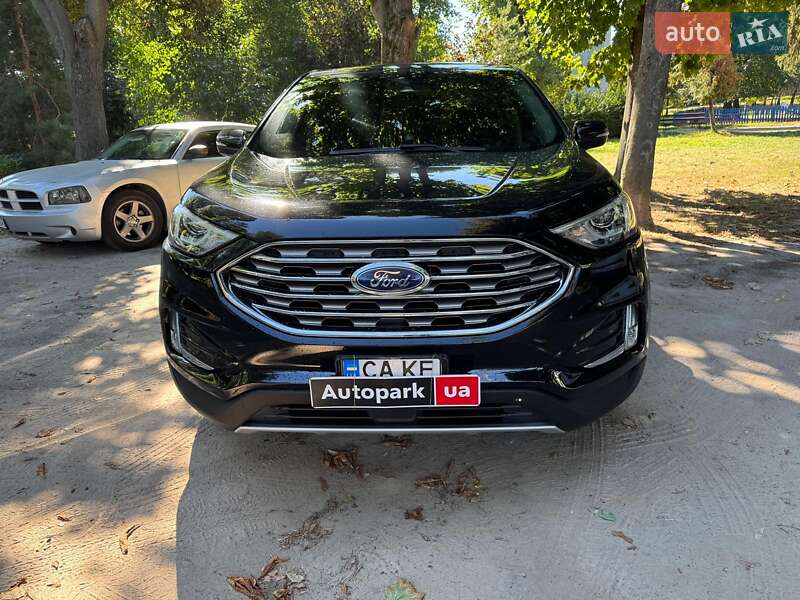 Позашляховик / Кросовер Ford Edge 2019 в Києві