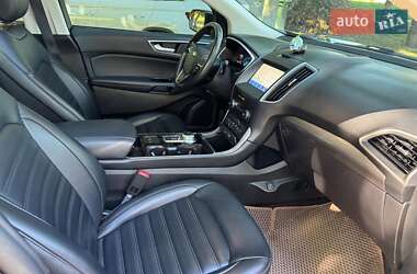 Внедорожник / Кроссовер Ford Edge 2019 в 