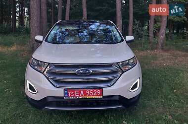 Внедорожник / Кроссовер Ford Edge 2017 в 