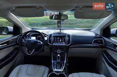 Внедорожник / Кроссовер Ford Edge 2017 в 
