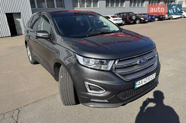 Внедорожник / Кроссовер Ford Edge 2018 в 