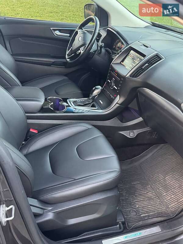 Внедорожник / Кроссовер Ford Edge 2016 в Кременчуге