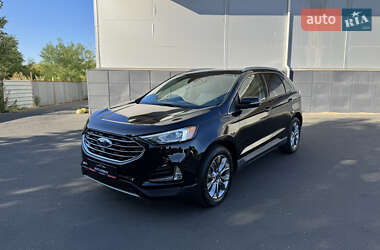 Внедорожник / Кроссовер Ford Edge 2019 в 