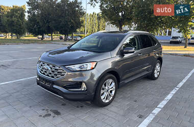 Внедорожник / Кроссовер Ford Edge 2019 в 