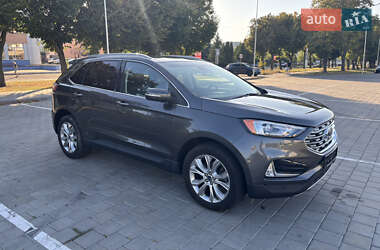 Внедорожник / Кроссовер Ford Edge 2019 в 