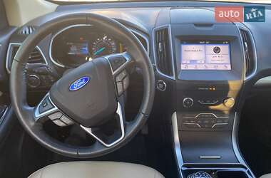 Внедорожник / Кроссовер Ford Edge 2018 в 